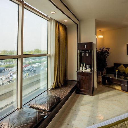 Hotel Shanti Palace Mahipalpur Neu-Delhi Exterior foto