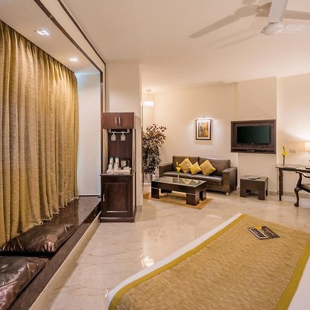 Hotel Shanti Palace Mahipalpur Neu-Delhi Exterior foto