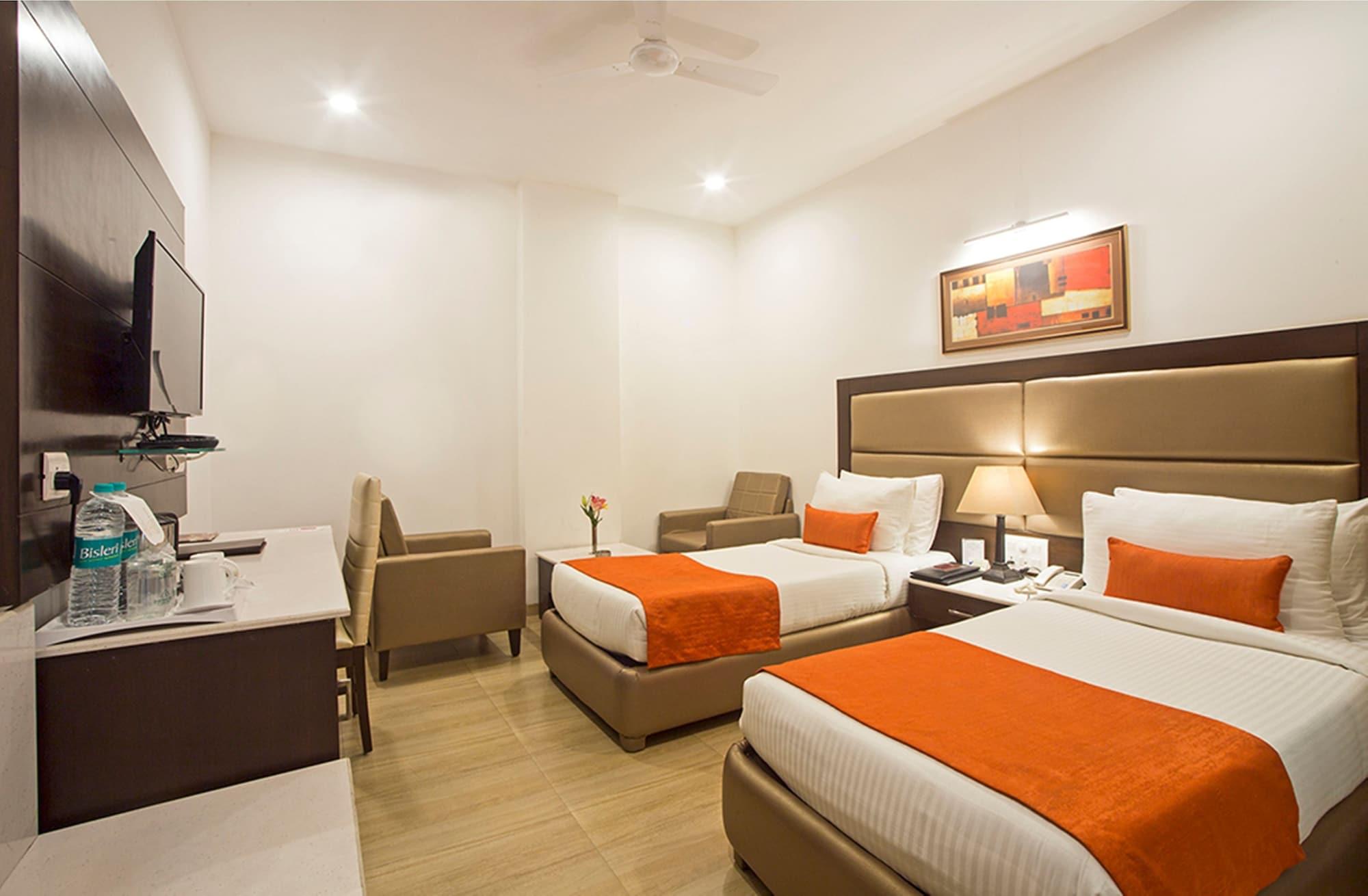 Hotel Shanti Palace Mahipalpur Neu-Delhi Exterior foto