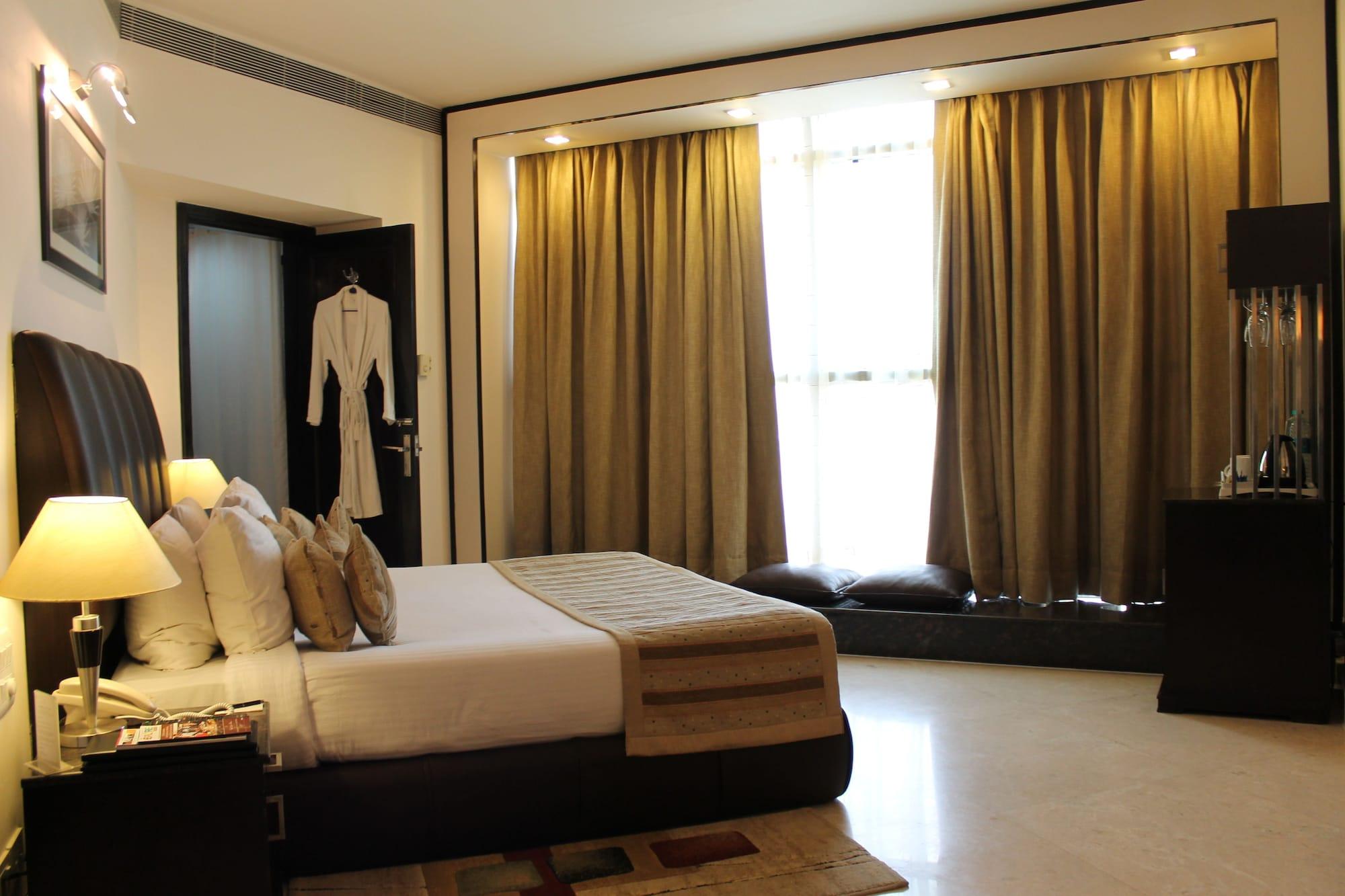 Hotel Shanti Palace Mahipalpur Neu-Delhi Exterior foto