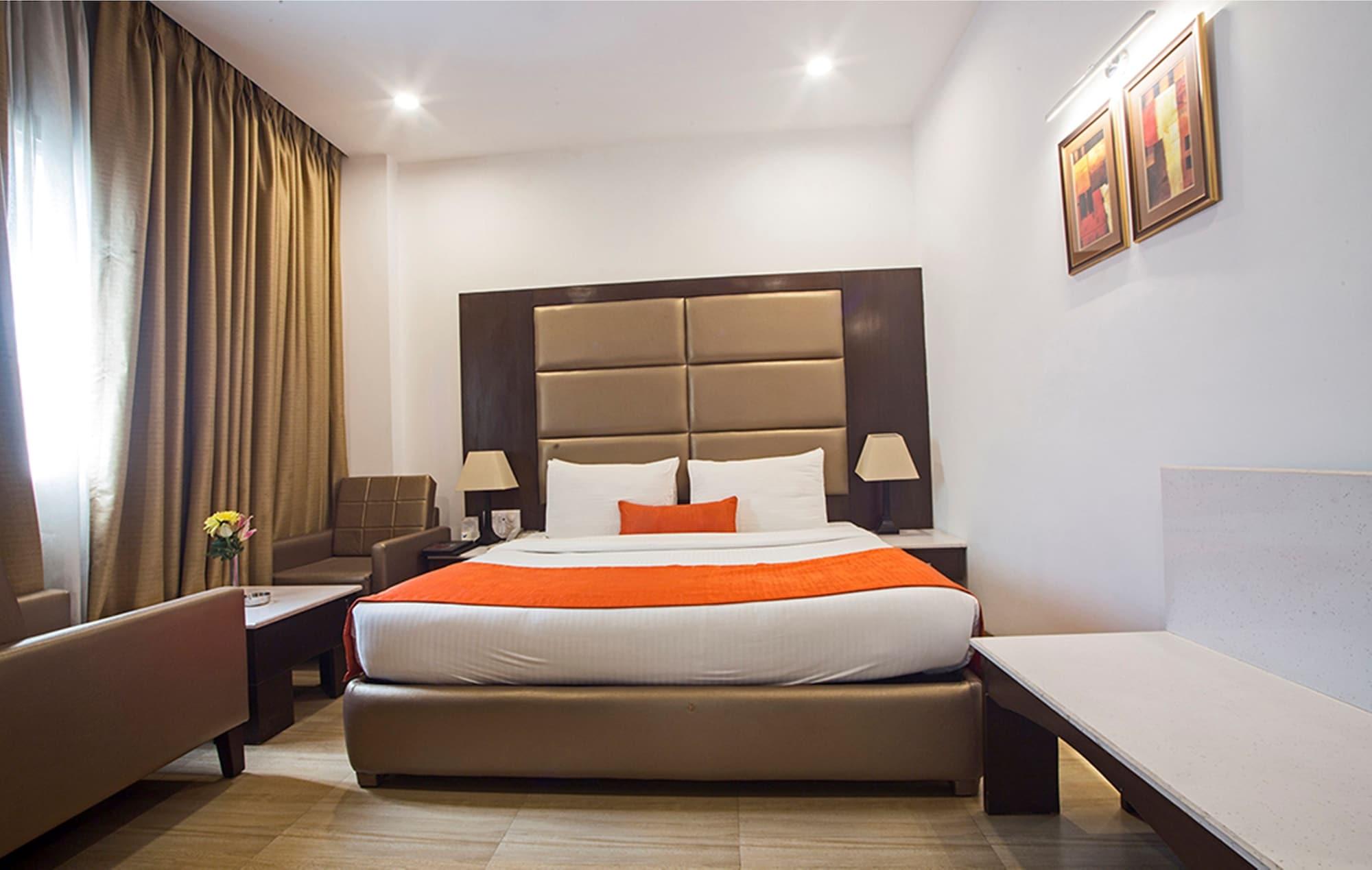 Hotel Shanti Palace Mahipalpur Neu-Delhi Exterior foto