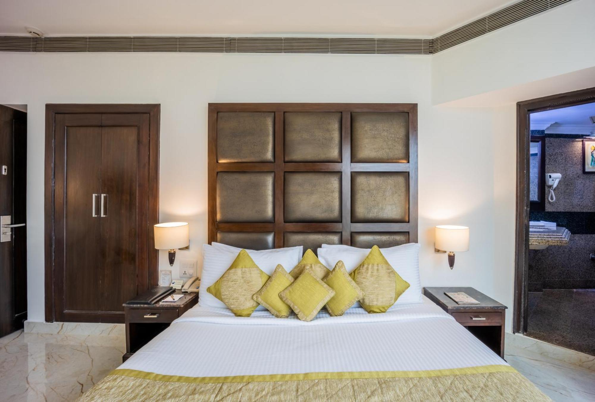 Hotel Shanti Palace Mahipalpur Neu-Delhi Exterior foto
