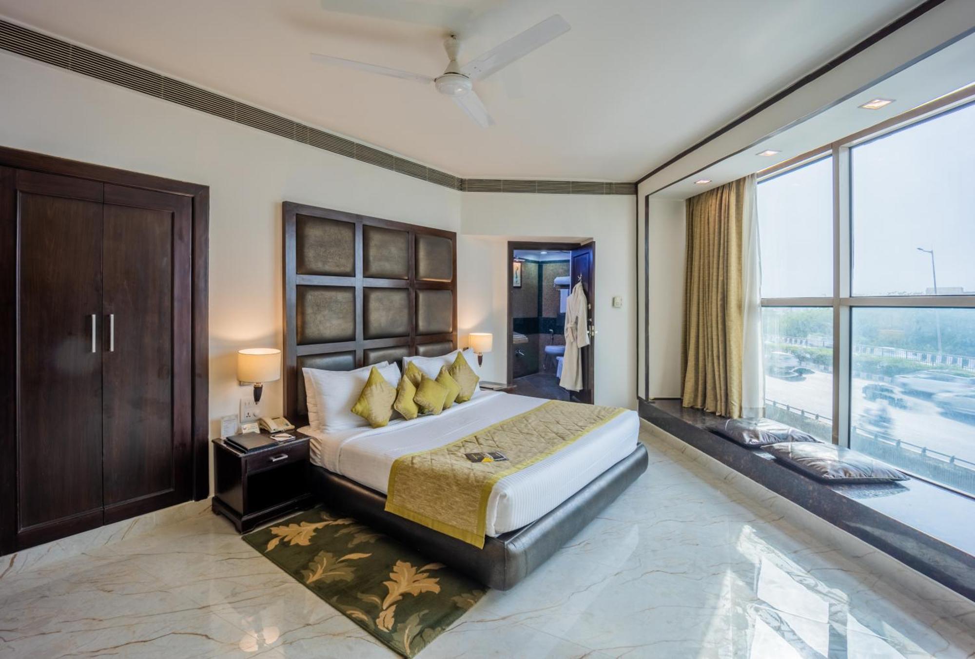 Hotel Shanti Palace Mahipalpur Neu-Delhi Exterior foto
