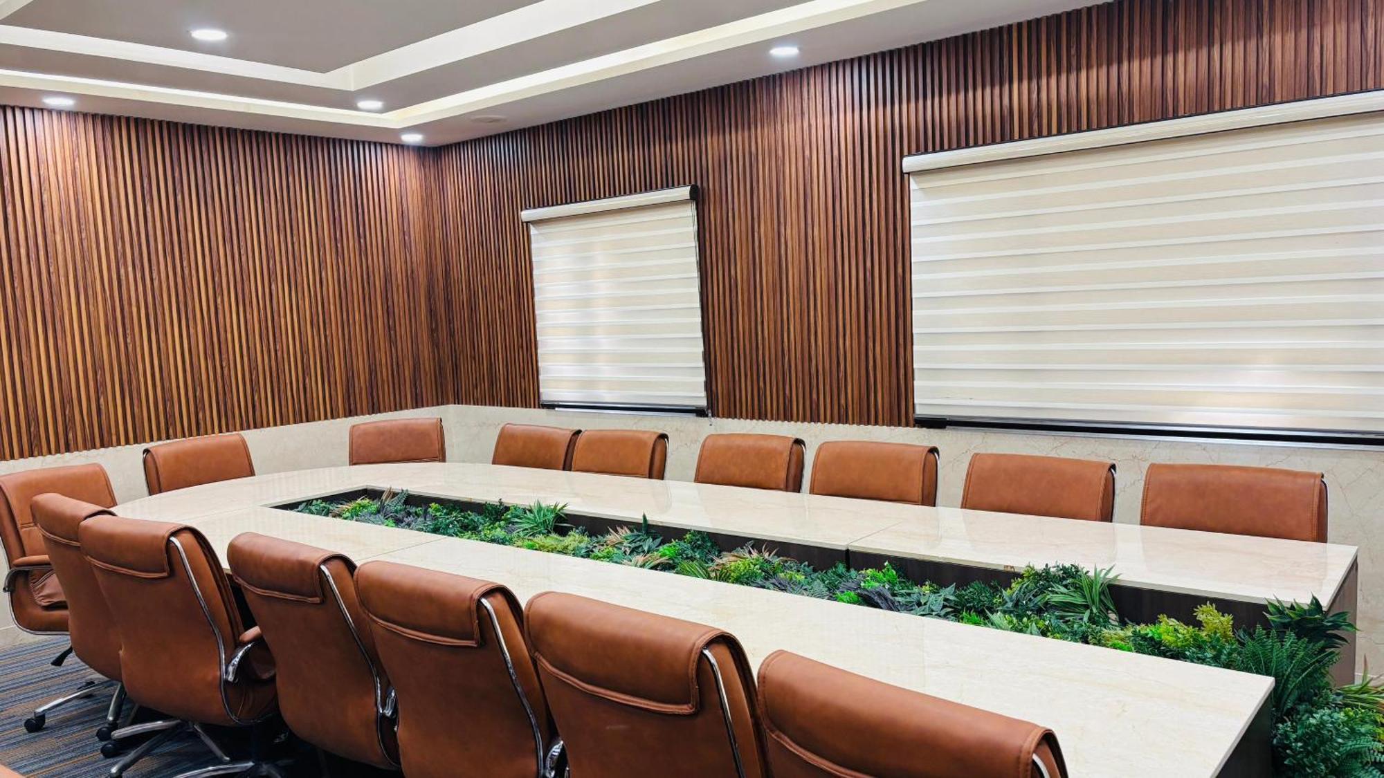 Hotel Shanti Palace Mahipalpur Neu-Delhi Exterior foto